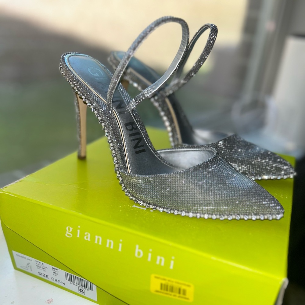 Silver Sparkly Gianni Bini Heel